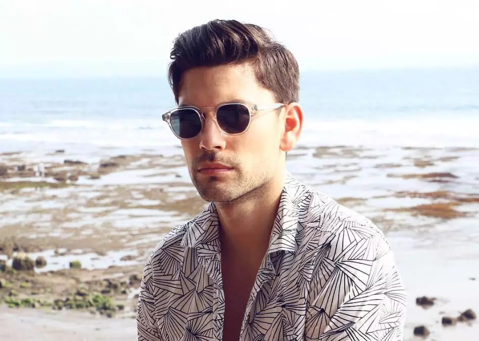 Klassische und futuristische Sonnenbrillen Herren Designs