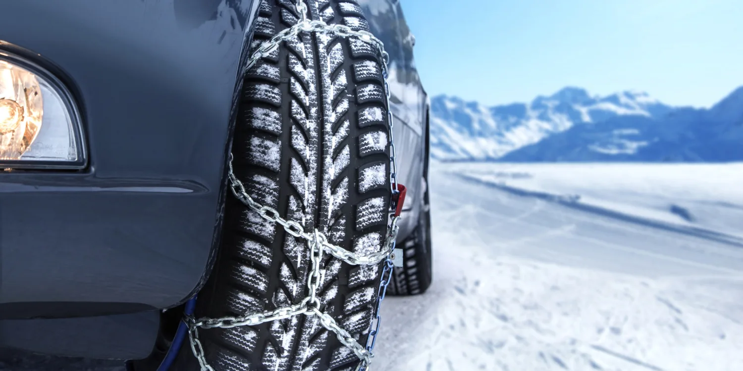 Schneeketten4u: Schneeketten mit Felgenschutz und automatischer Spannung für alle Fahrzeuge