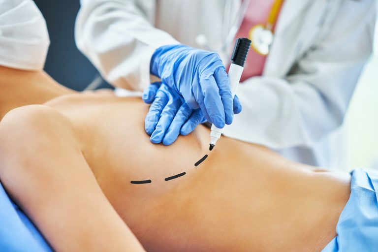 plastic-surgeon-consulting-a-female-patient