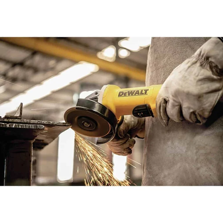 dewalt-dwe4212-b5-220v-4-5-in-angle-grinder-115mm-1