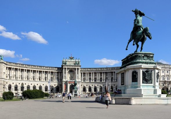 e0954dfd-3880-487f-8dd2-d4a917d7c47c